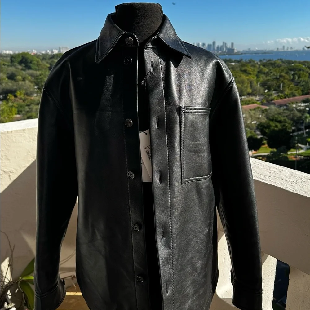 Bottega Veneta Lambskin Leather Shirt
Jacket Black IT 38 | US 6 Quiet Luxury NWT - Picture 5 of 16
